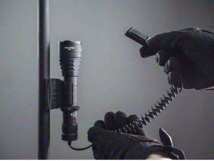 Taktische Stablampe / ARMYTEK VIKING PRO MAGNET USB EXTENDED SET